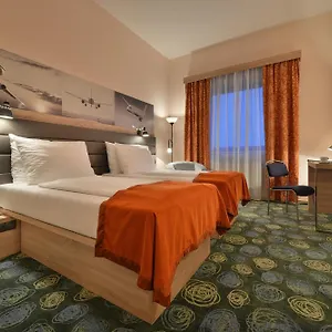 Ramada Airport Çek Cumhuriyeti